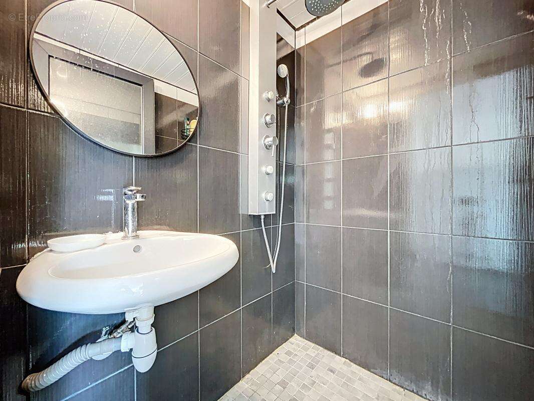 Maison à L&#039;ISLE-D&#039;ABEAU