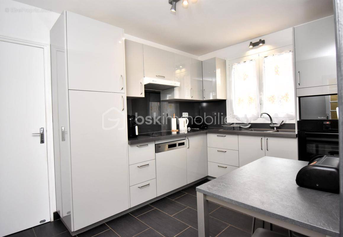 Maison à ORMESSON-SUR-MARNE