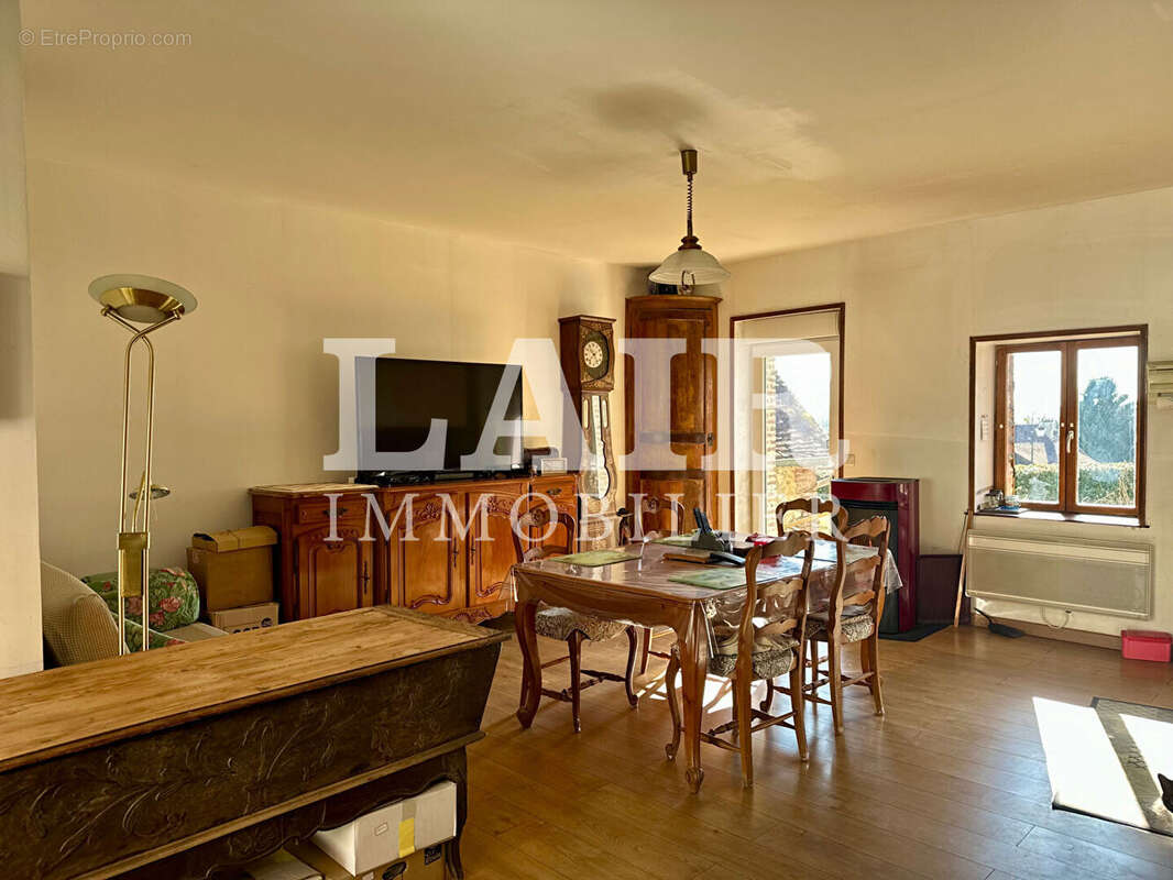 Maison à MOULINS-LA-MARCHE