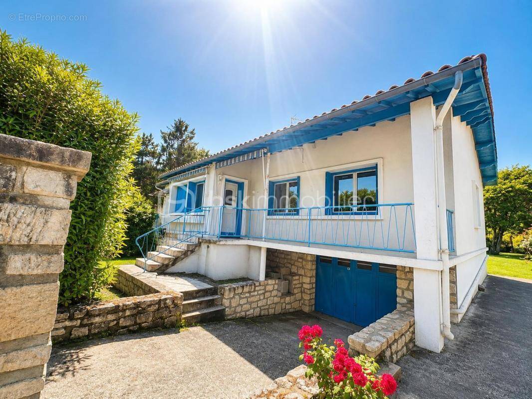 Maison à MESCHERS-SUR-GIRONDE
