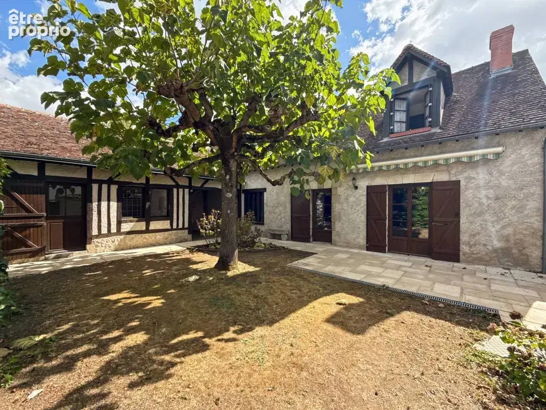 Photo Maison à Orleans au prix de 485 000€