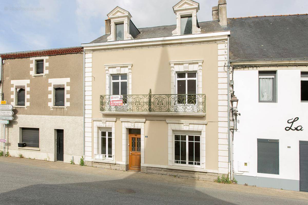 Maison à LA CHAPELLE-HEULIN