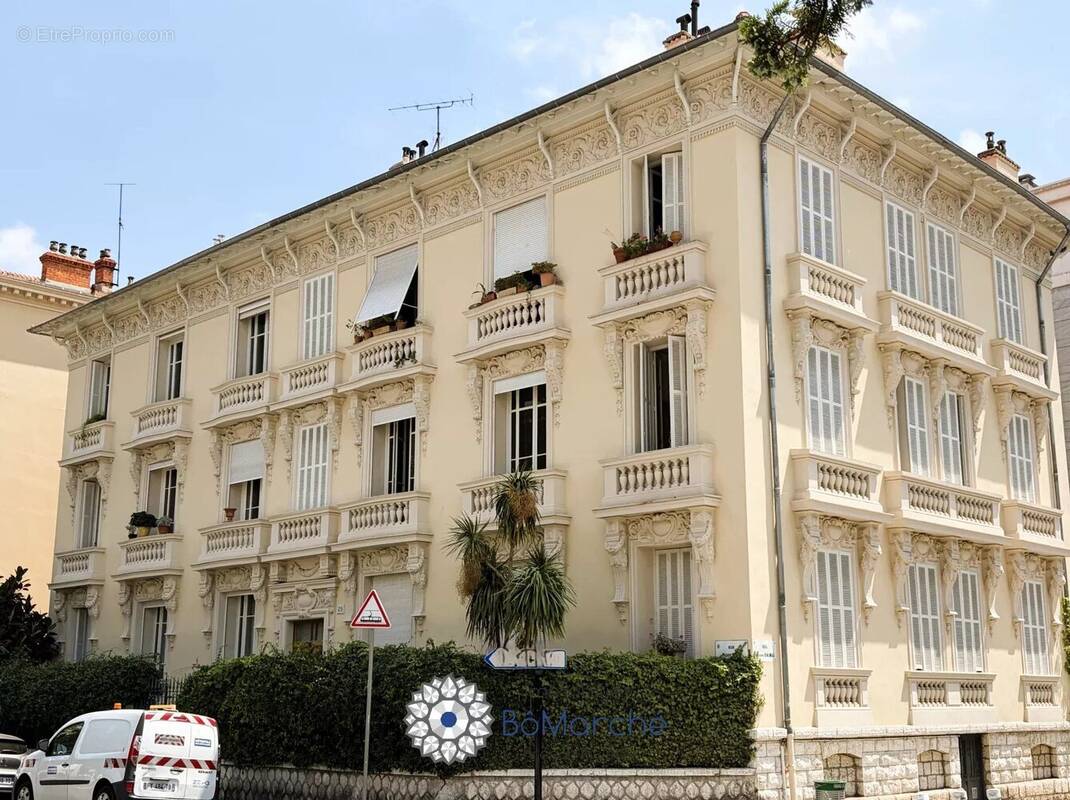 Appartement à NICE