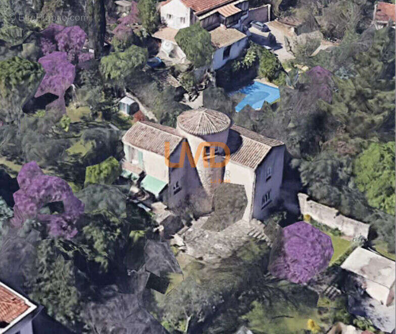 Maison à NIMES