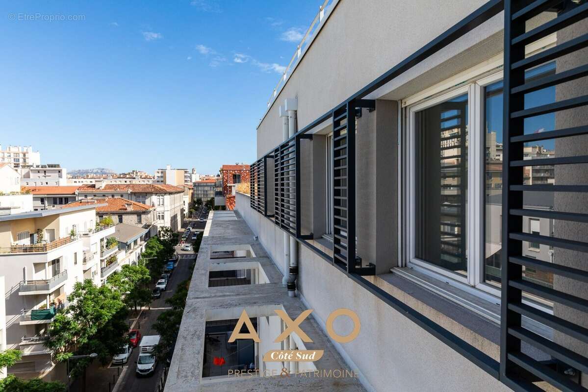 Appartement à MARSEILLE-3E