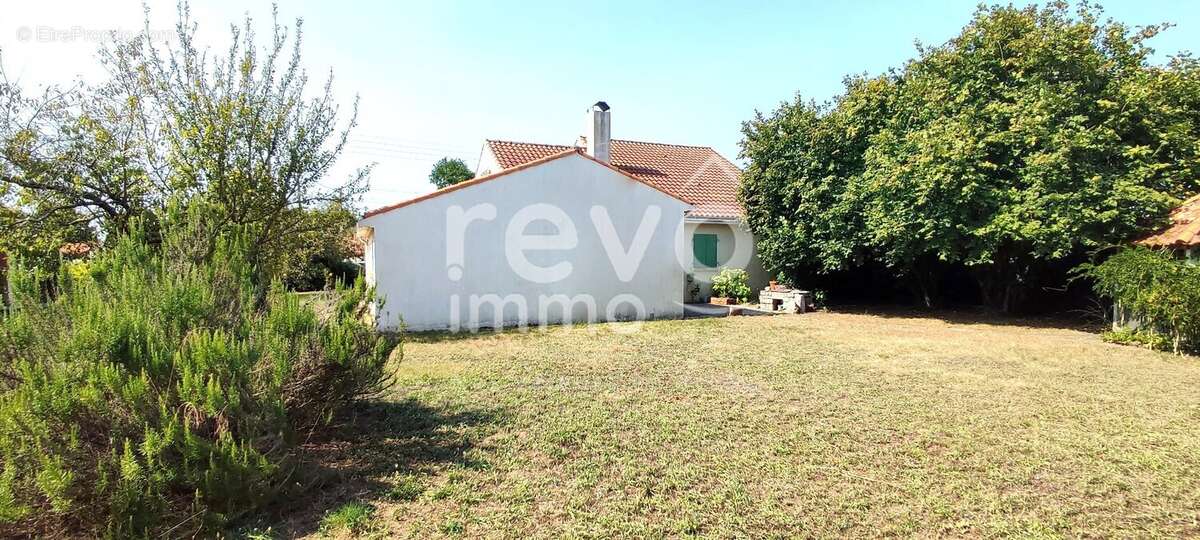 Maison à LA CHEVROLIERE