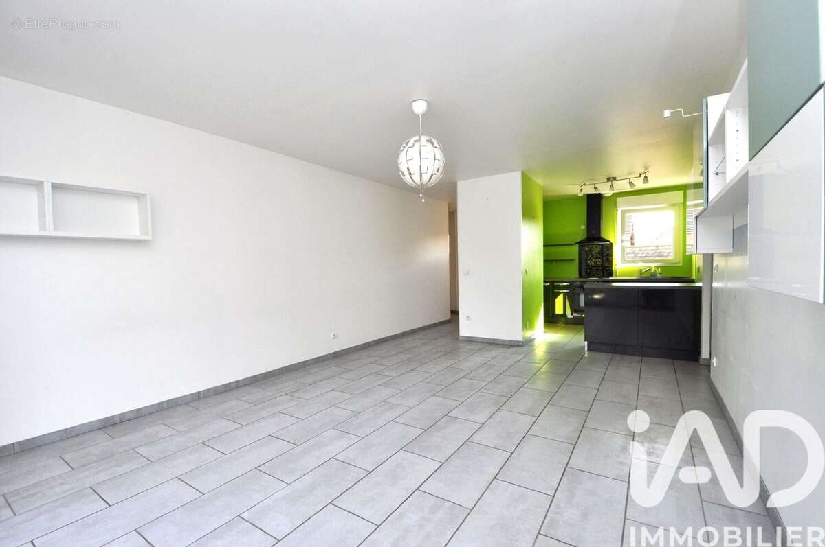 Photo 3 - Appartement à VERT-LE-PETIT