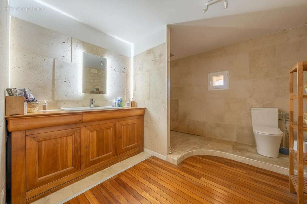 Maison à CAMARSAC