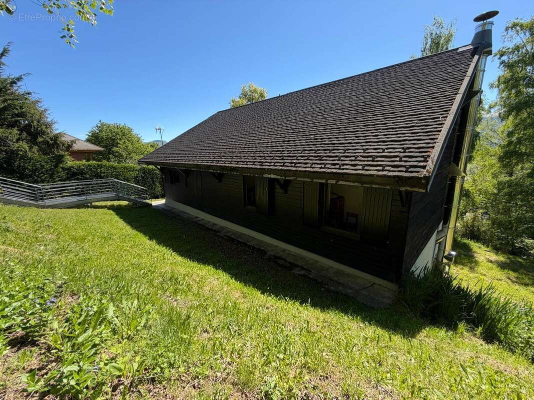   - Maison à PRADES