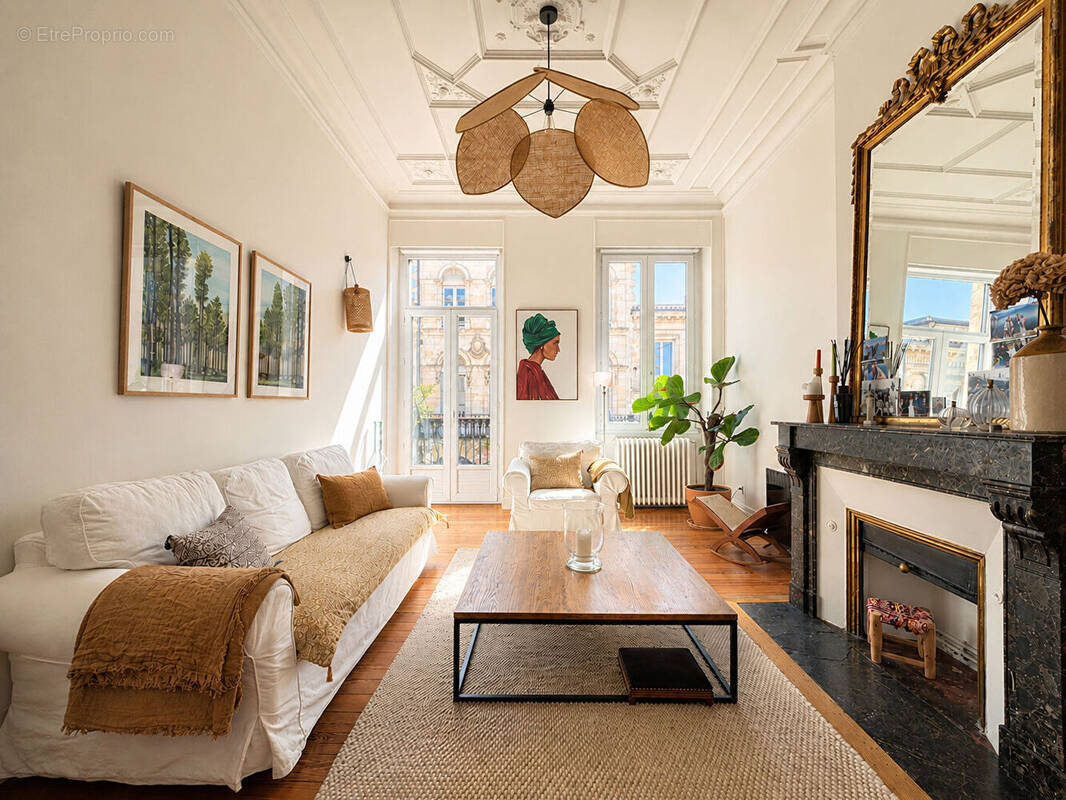 Appartement à BORDEAUX