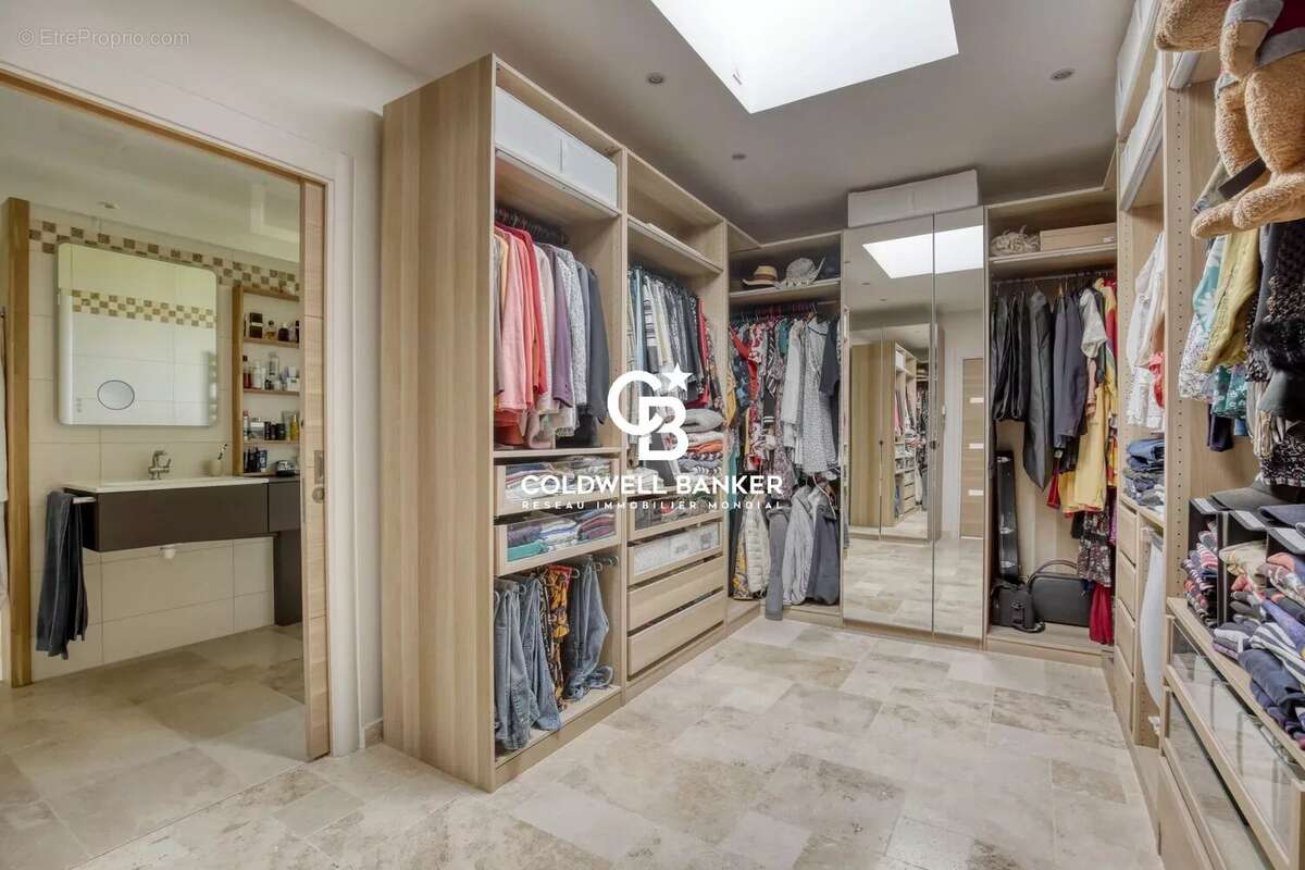 Maison à BLANGY-TRONVILLE