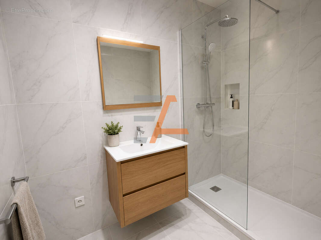 Appartement à SAINT-ETIENNE