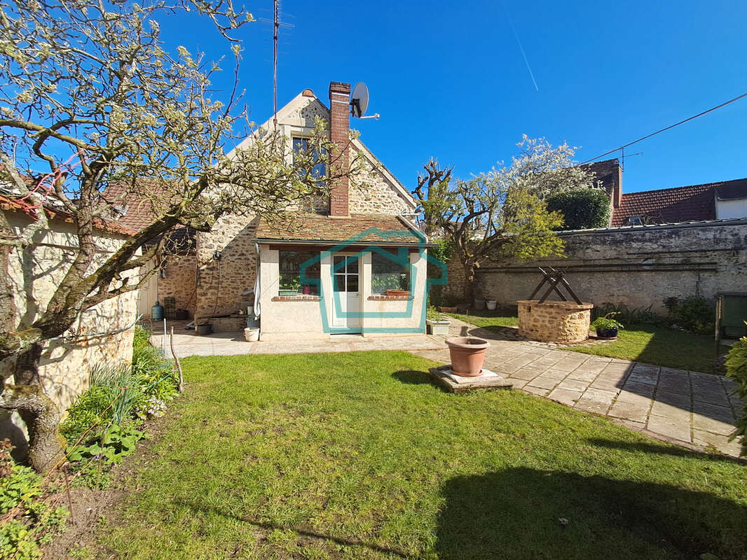 Maison à JOUARS-PONTCHARTRAIN