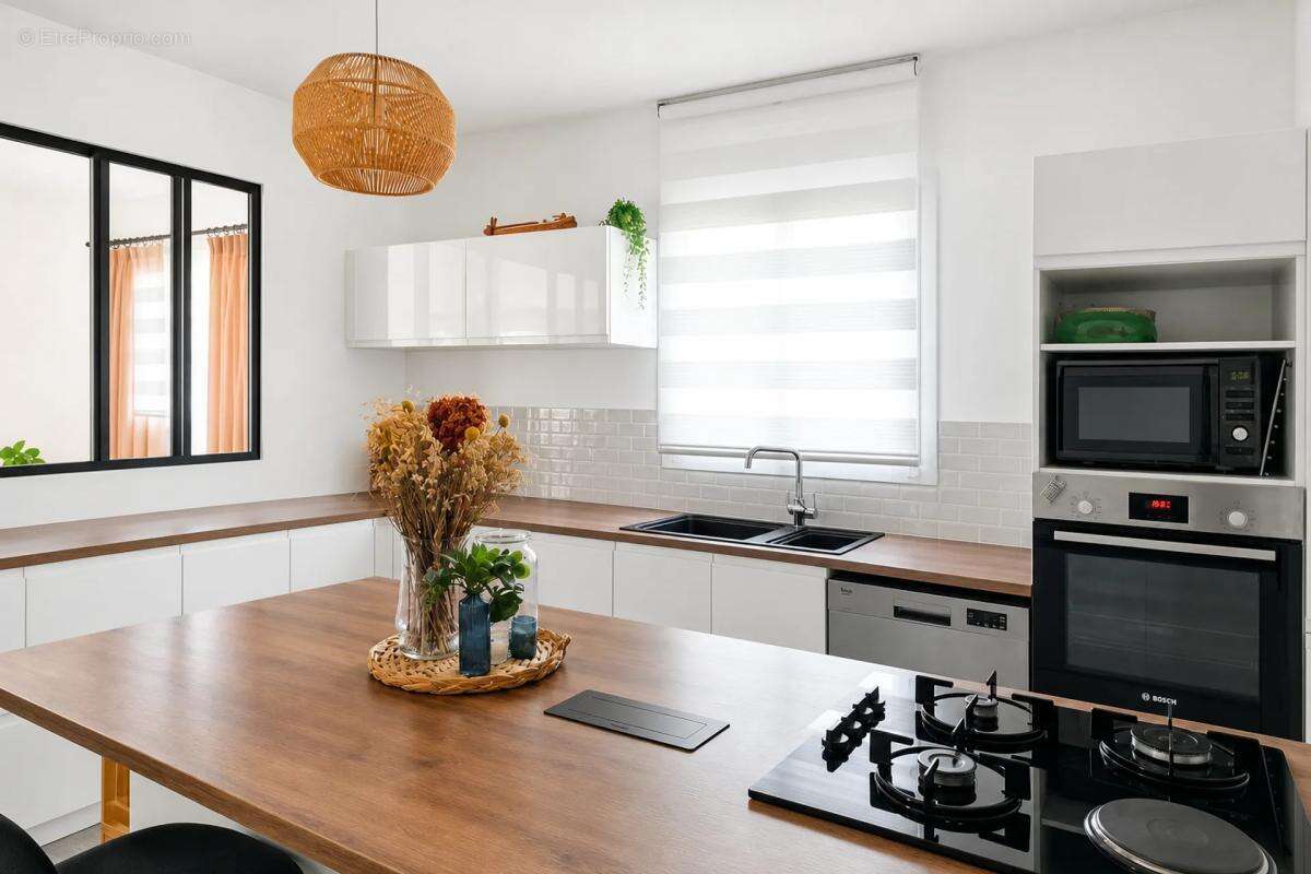 Maison à PIOLENC