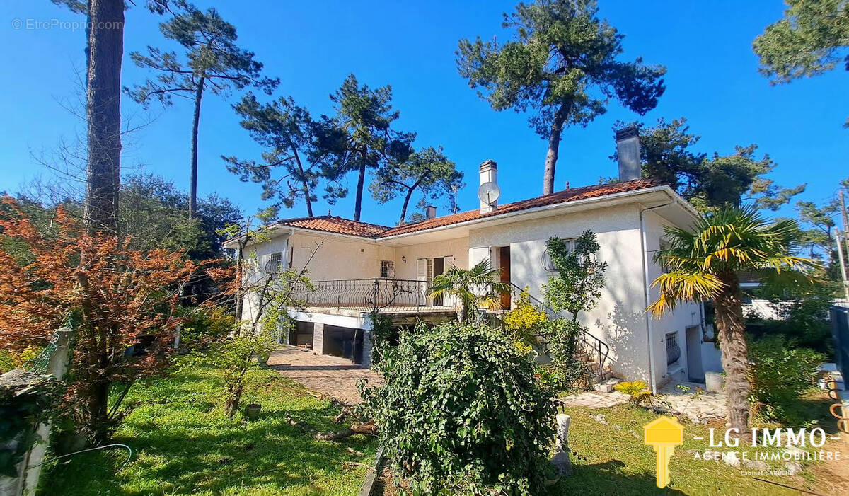 Maison à SAINT-GEORGES-DE-DIDONNE