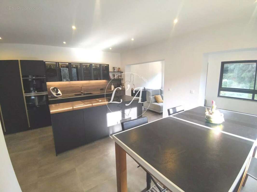 Appartement à CAURO