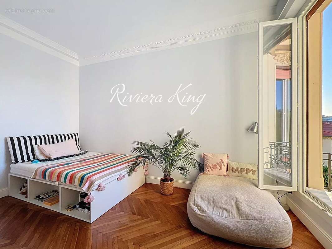 Appartement bourgeois T4 – Parc Louisa - Nice (06) - photo 6