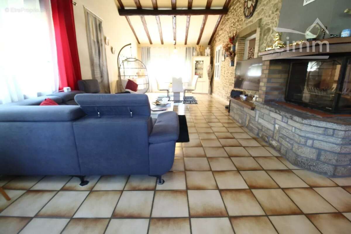 A vendre 2 maisons sur 23 000m² de terrain bordé par une rivière - photo 20