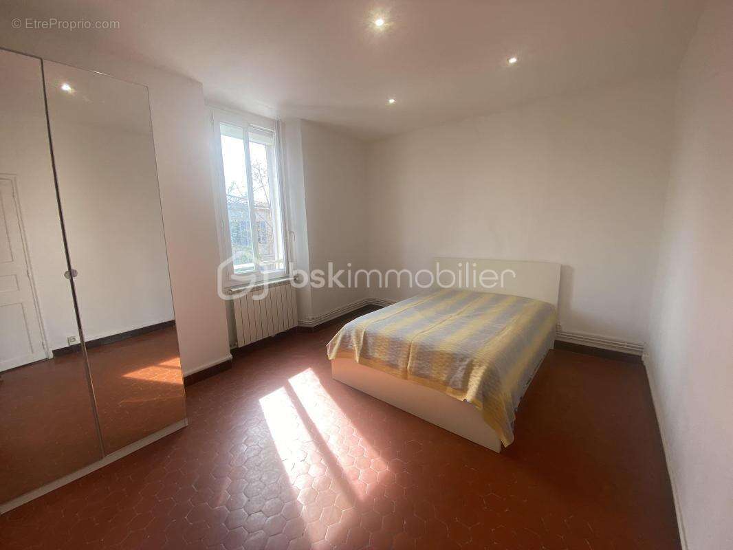 Appartement à MARSEILLE-16E