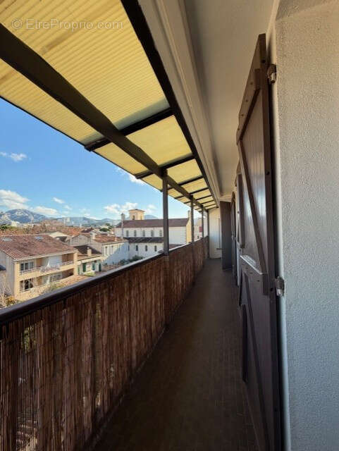 Appartement à MARSEILLE-8E
