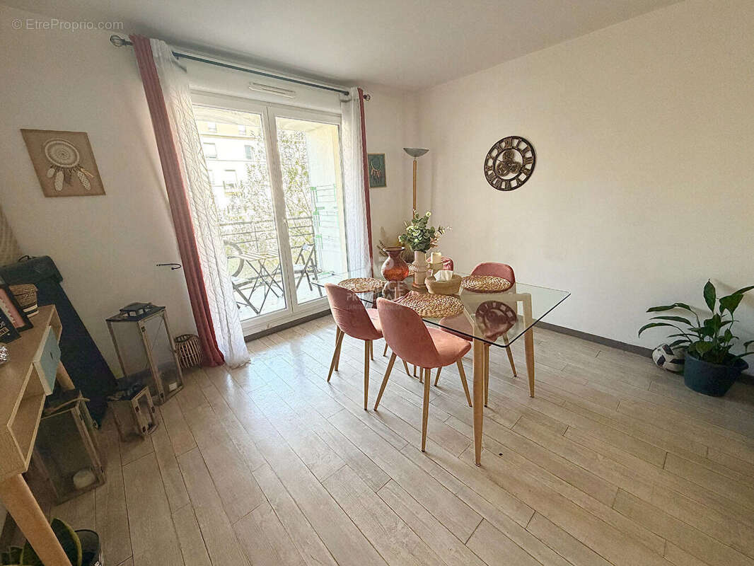 Appartement Cergy 3 pièce(s) 61 m2 - photo 2