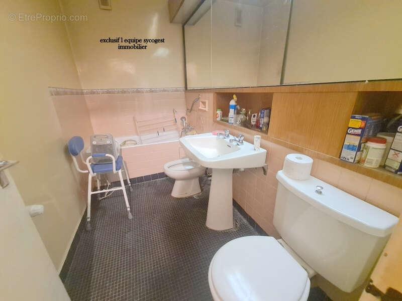 Appartement à PARIS-19E