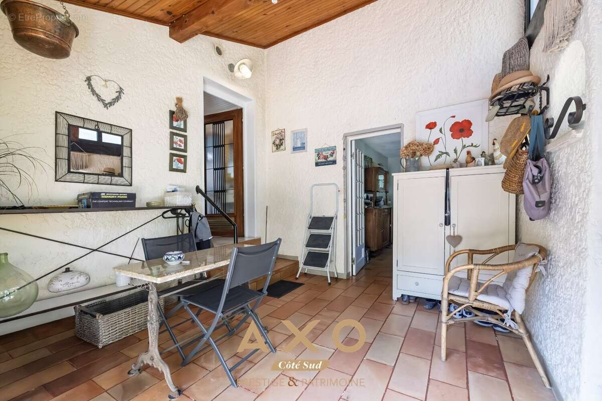 Maison à MAUBEC