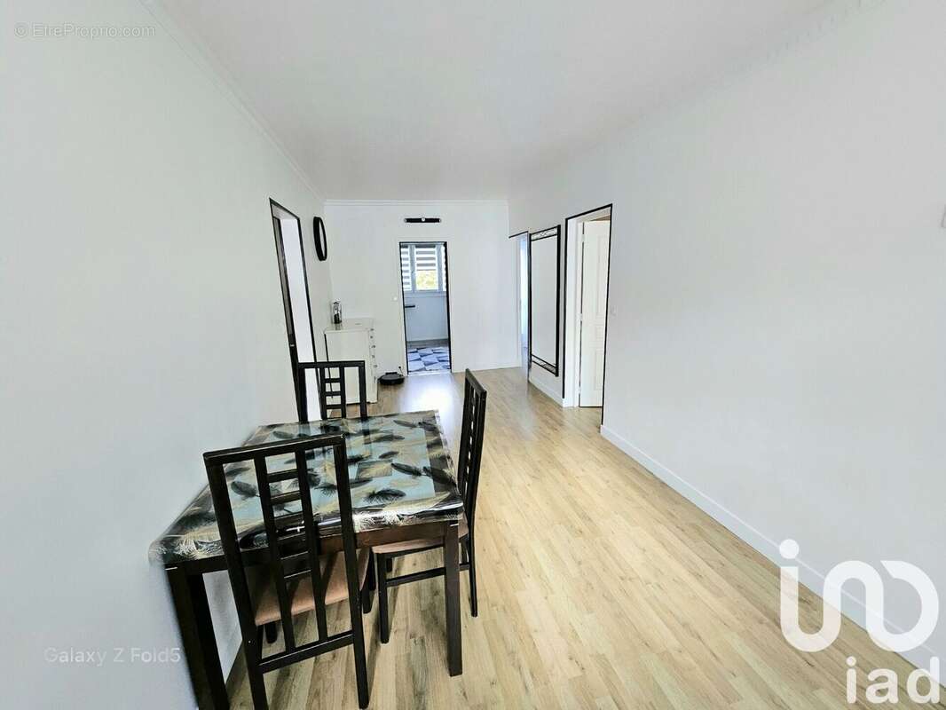 Photo 3 - Appartement à GAGNY