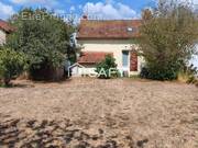 Photo 1 - Maison à TOULON-SUR-ARROUX
