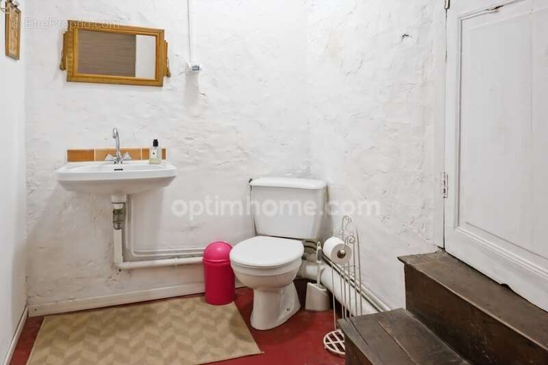 Maison à MAGNAC-LAVAL