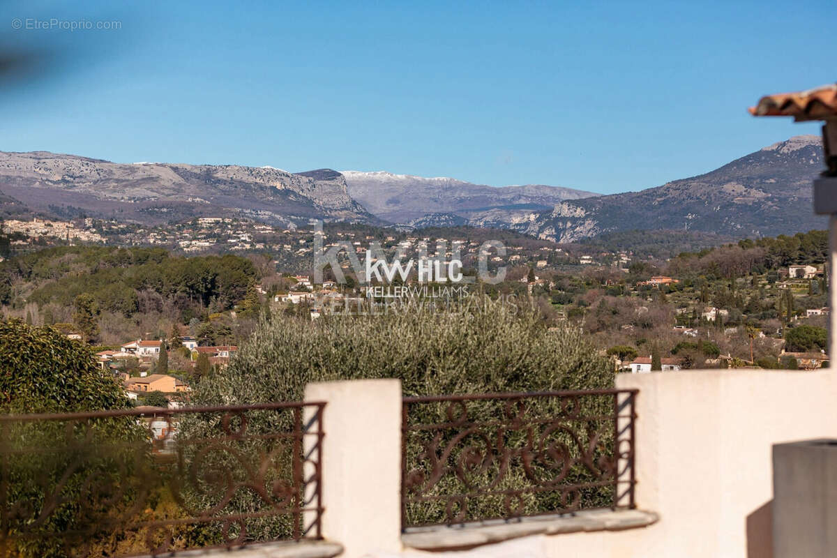 Maison 128 m² à Mouans-Sartoux  - photo 4