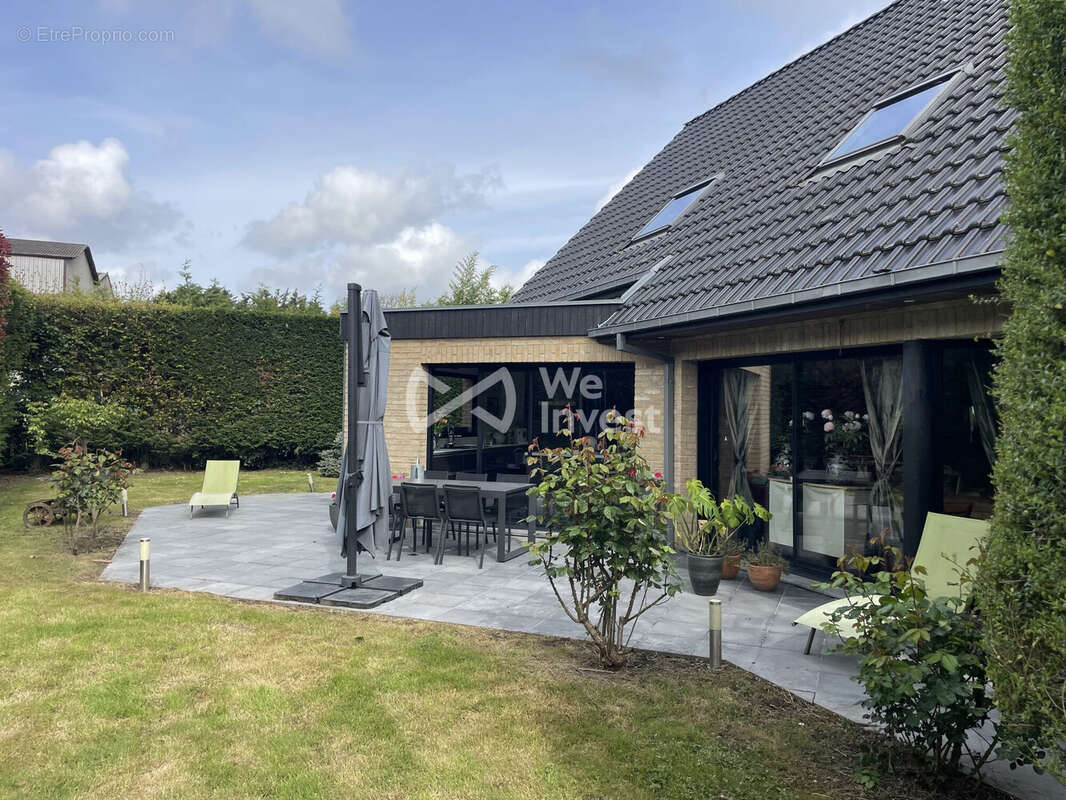 Maison 220 m² à Villeneuve-D'ascq  - photo 2