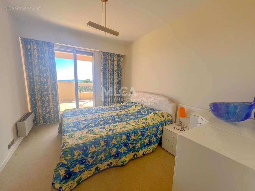 Appartement à VILLENEUVE-LOUBET