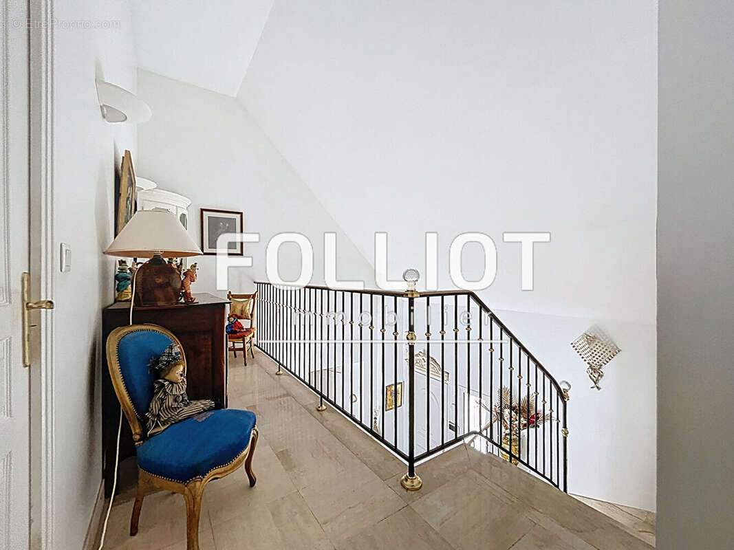 Maison à LONGUEVILLE