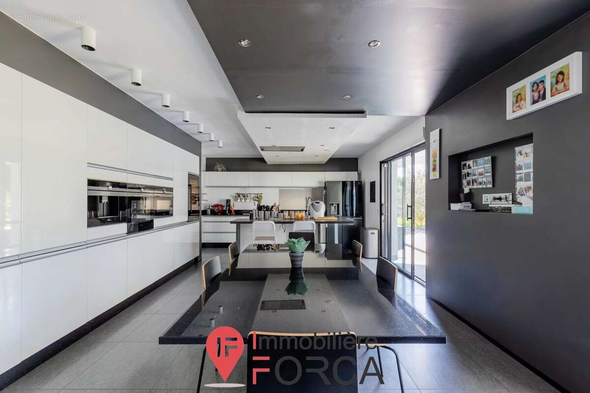 Woippy - maison d'architecte avec piscine - 250 m² - photo 8