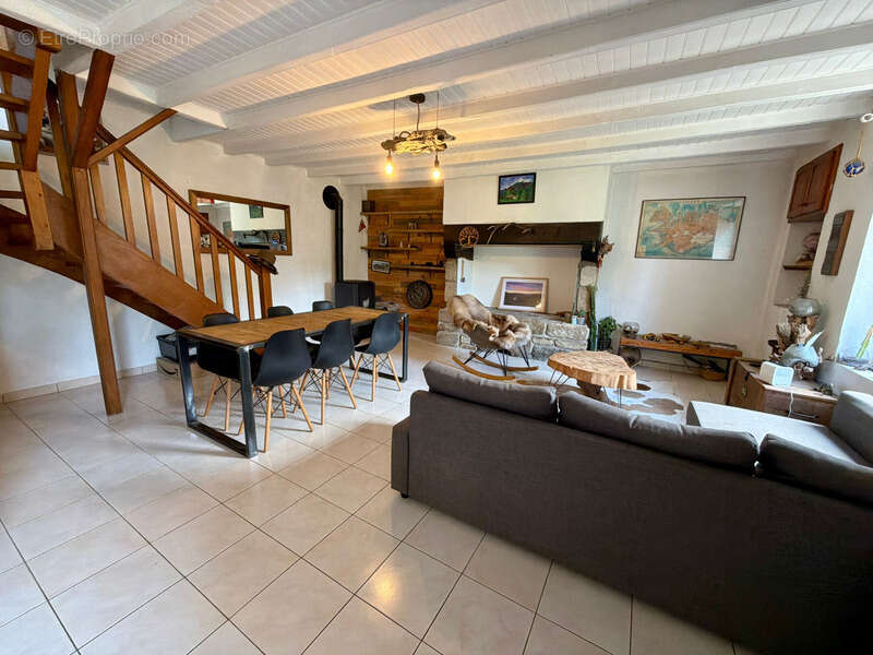 Maison à CLEGUER