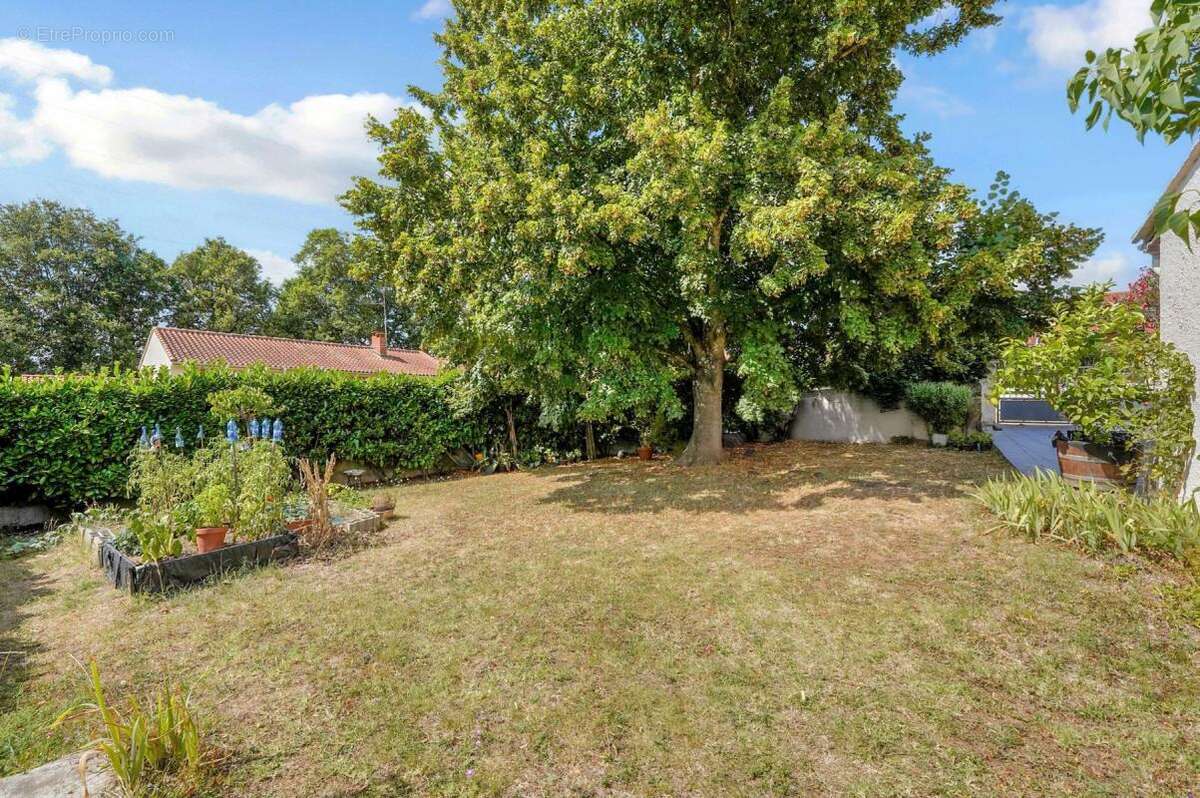 Maison à SAINT-ORENS-DE-GAMEVILLE