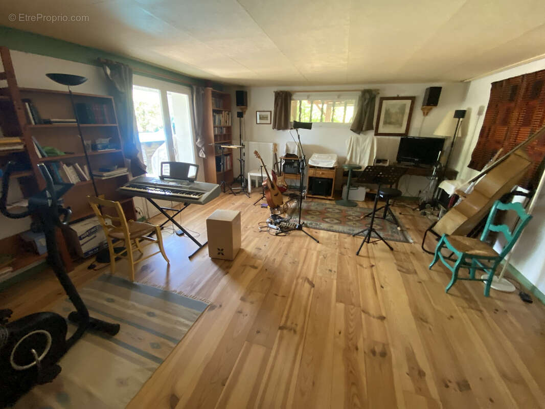 Maison de 195m2 avec jardin, garage à vendre à  Pavie - photo 6
