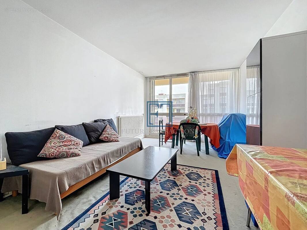 Appartement à ELANCOURT