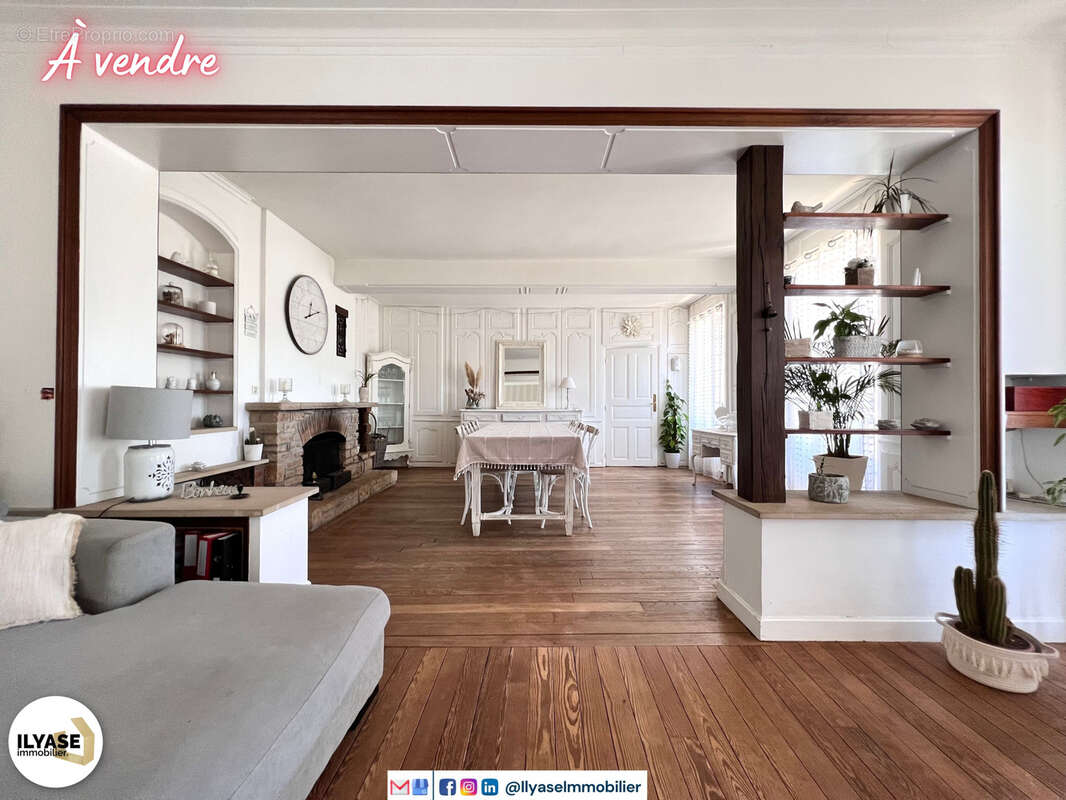 Superbe propriété de 356 m2  1100 m2  7 CH  1 dépendance  Garage/Atelier - photo 12
