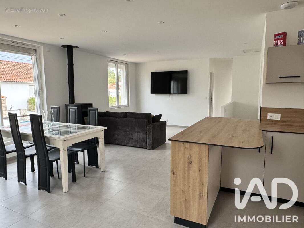 Maison 75 m² à La Chataigneraie  - photo 4