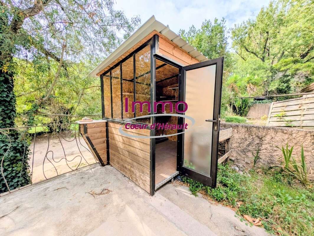 Appartement à MOUREZE