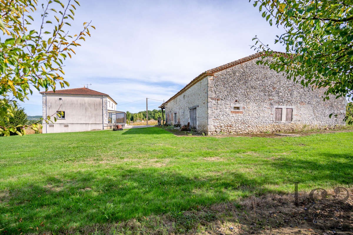 Maison à DOLMAYRAC