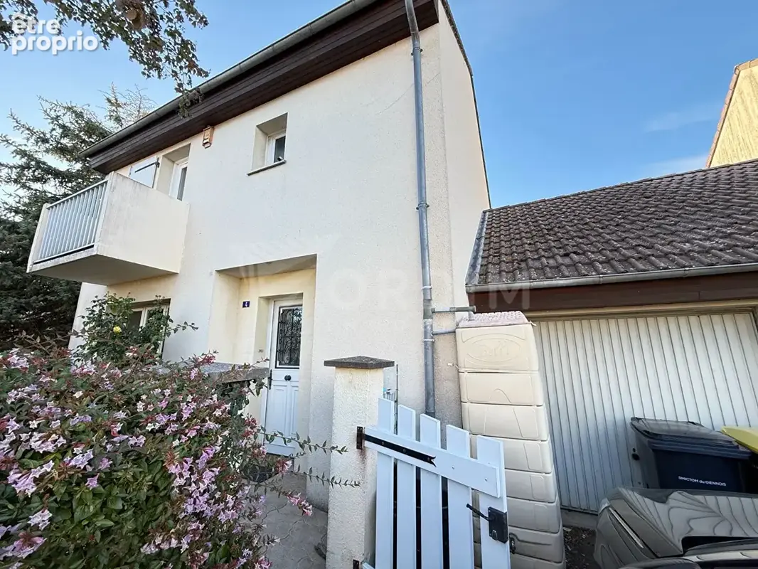 BEAULIEU-SUR-LOIRE  Maison rénovée  3 chambres  Jardin 217 m² - photo 11