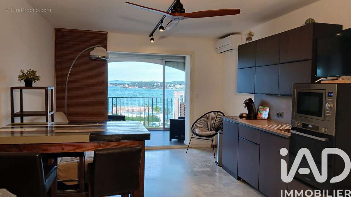 Photo 2 - Appartement à SIX-FOURS-LES-PLAGES