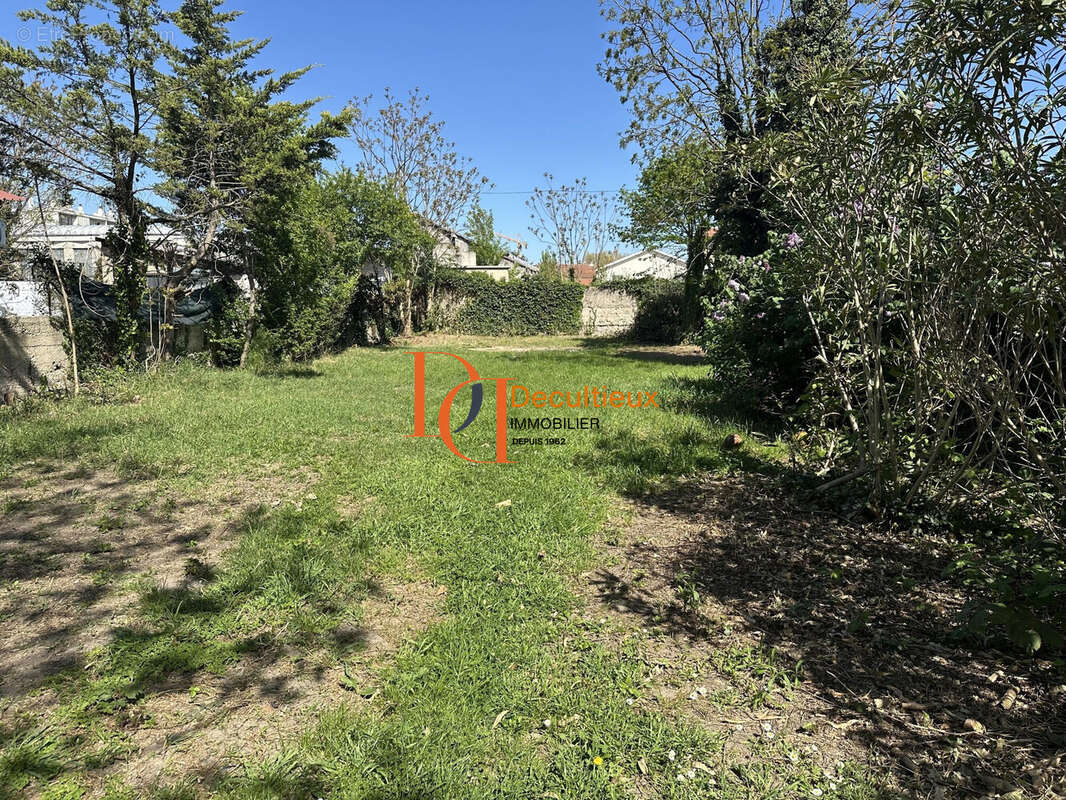 Maison à VILLEURBANNE