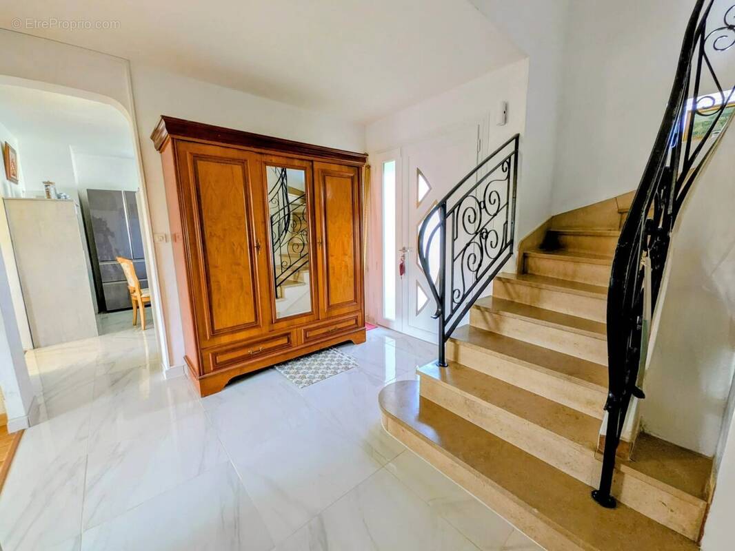 Maison à LA FERTE-GAUCHER