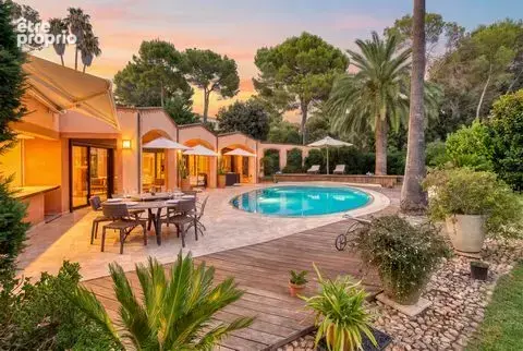 Maison à MOUGINS