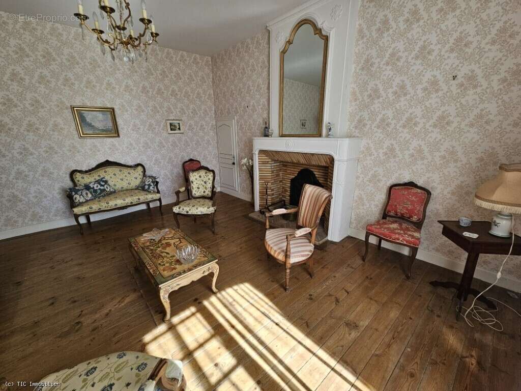 Belle Maison De Ville Avec Jardin Clos de Murs - photo 14