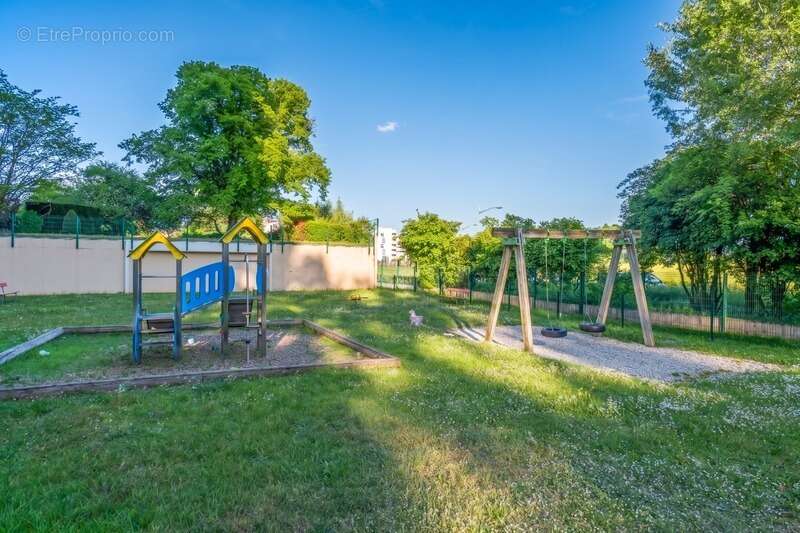 Appartement à AMBILLY